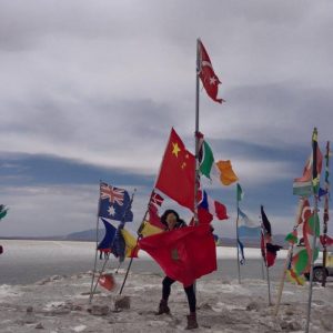 flags-salar-uyuni-bolivia