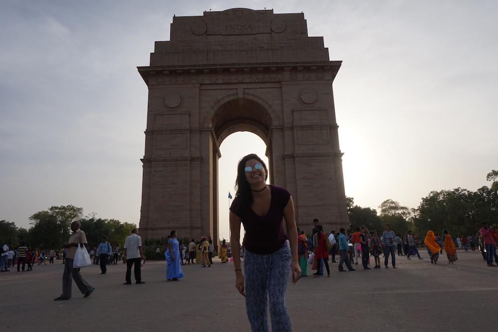 new-delhi guide-india-gate